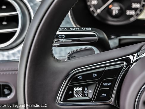 Used 2023 Bentley Continental GT V8 image 42