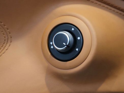 Certified 2021 Ferrari F8 Tributo image 28