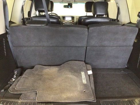 Used 2017 INFINITI QX80 4WD image 11