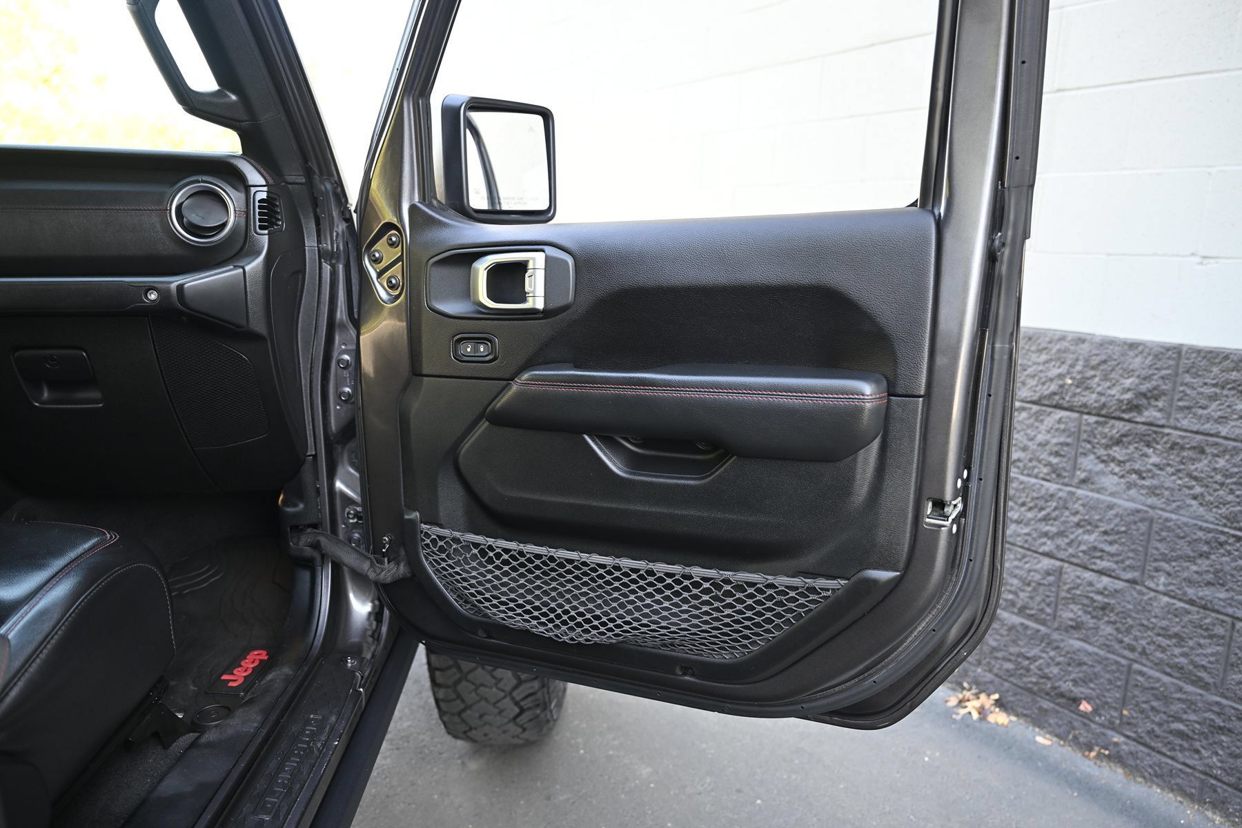 Used 2020 Jeep Gladiator Rubicon AWD/4WD image 21