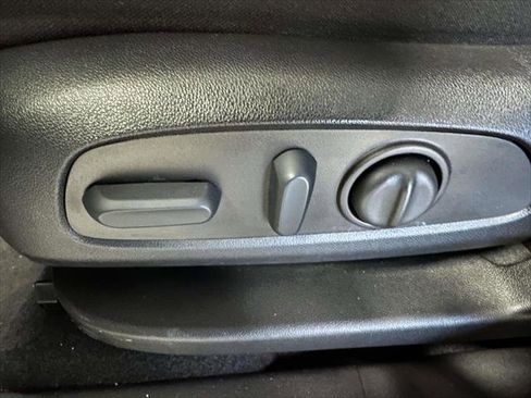 Used 2022 Chevrolet Equinox LT image 15