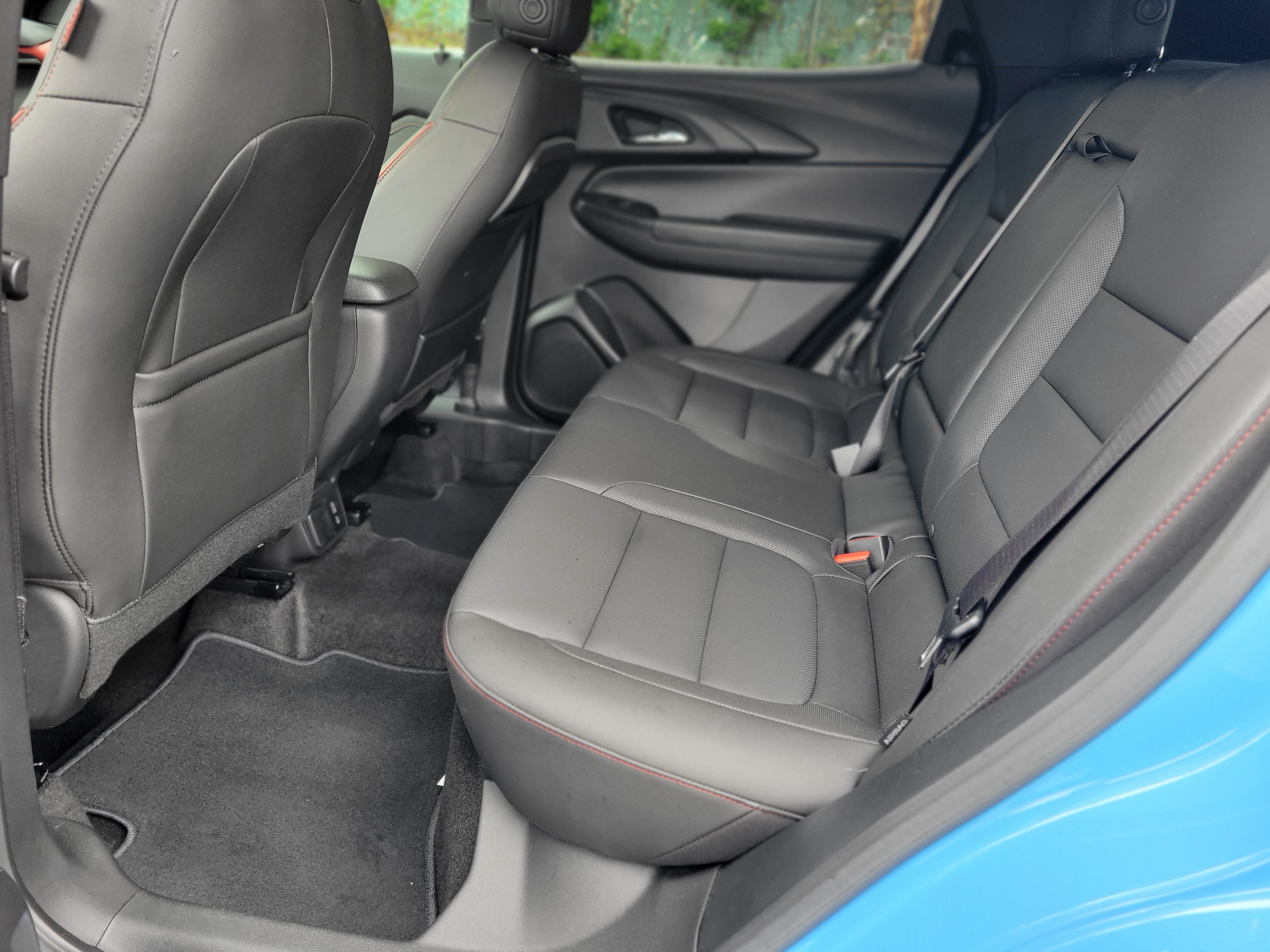 Certified 2024 Chevrolet TrailBlazer RS w/ Convenience Package AWD/4WD image 33