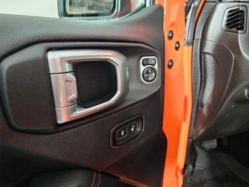 Used 2023 Jeep Wrangler Unlimited Rubicon 4xe AWD/4WD image 20