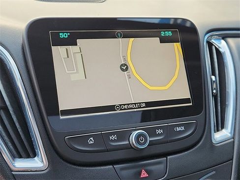 Used 2018 Chevrolet Malibu LT w/ Leather Package image 17