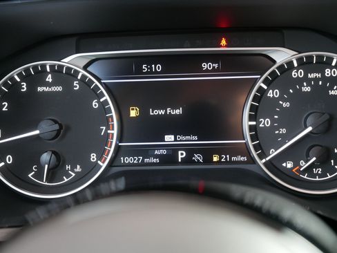 Certified 2025 Nissan Pathfinder SL AWD/4WD image 21