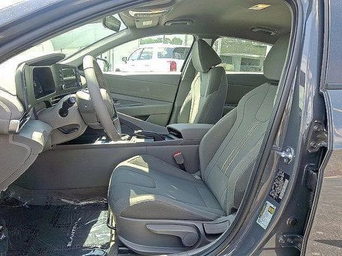 New 2025 Hyundai Elantra Sport image 6