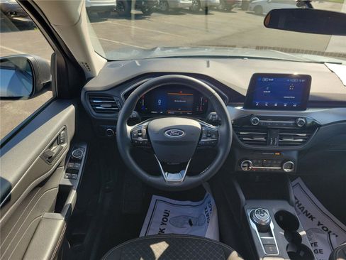 Used 2024 Ford Escape Active AWD/4WD image 11