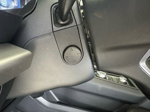 Certified 2024 Ford Expedition Max XLT image 36