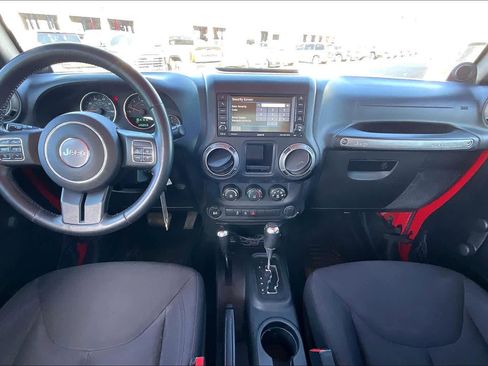 Used 2014 Jeep Wrangler Unlimited Sport w/ Connectivity Group image 14