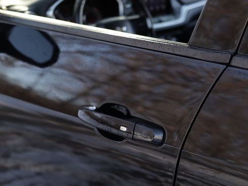 Used 2020 Chevrolet Blazer LT w/ Sound & Technology Package image 36