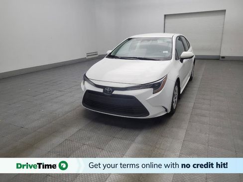 Used 2024 Toyota Corolla LE FWD image 1