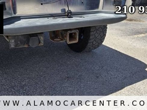 Used 2012 Nissan Frontier SV AWD/4WD image 27