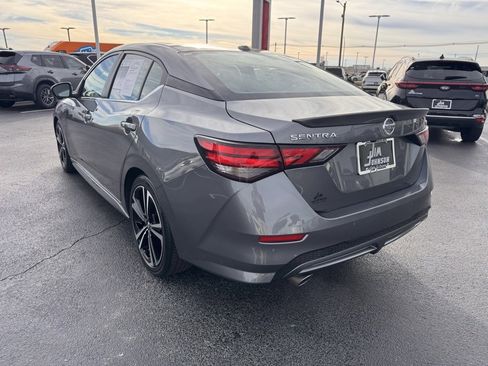 Used 2022 Nissan Sentra SR w/ SR Premium Package image 3