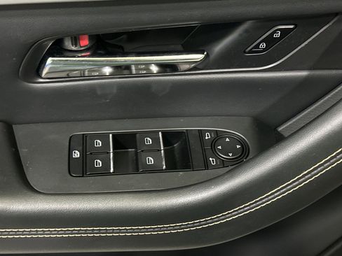 Used 2024 MAZDA CX-90 3.3 Turbo w/ Preferred Plus image 16