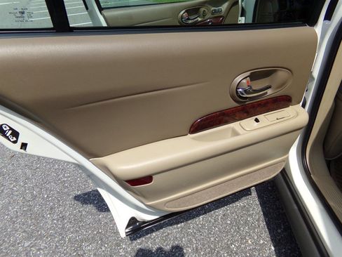 Used 2004 Buick Le Sabre Limited FWD image 45
