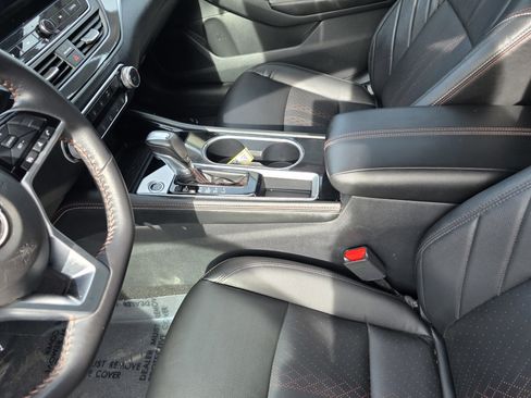 Used 2023 Nissan Altima 2.5 SR w/ SR Premium Package image 13