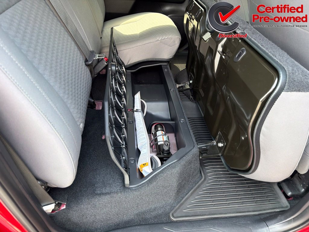 Used 2021 Toyota Tacoma SR5 RWD image 25