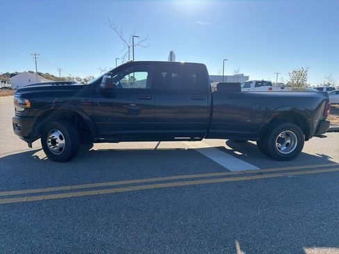 Used 2024 RAM 3500 Limited w/ Night Edition image 3