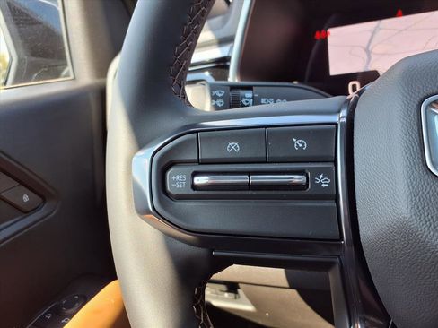 New 2026 GMC Canyon AT4 image 8