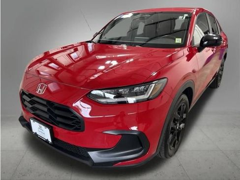 Certified 2025 Honda HR-V Sport image 1