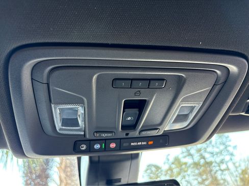 Used 2021 Chevrolet Silverado 1500 LTZ image 30