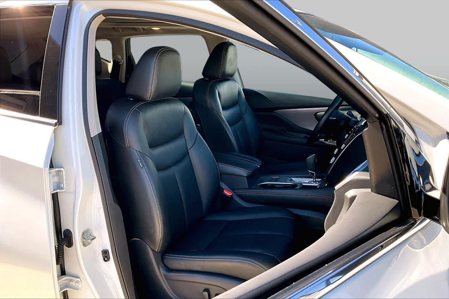 Used 2021 Nissan Murano SV w/ SV Special Edition Package FWD image 9