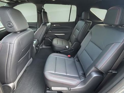 Used 2025 Chevrolet Traverse Z71 w/ Driver Confidence Package AWD/4WD image 20