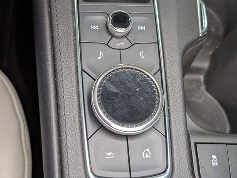 Certified 2023 Cadillac XT4 Premium Luxury image 25