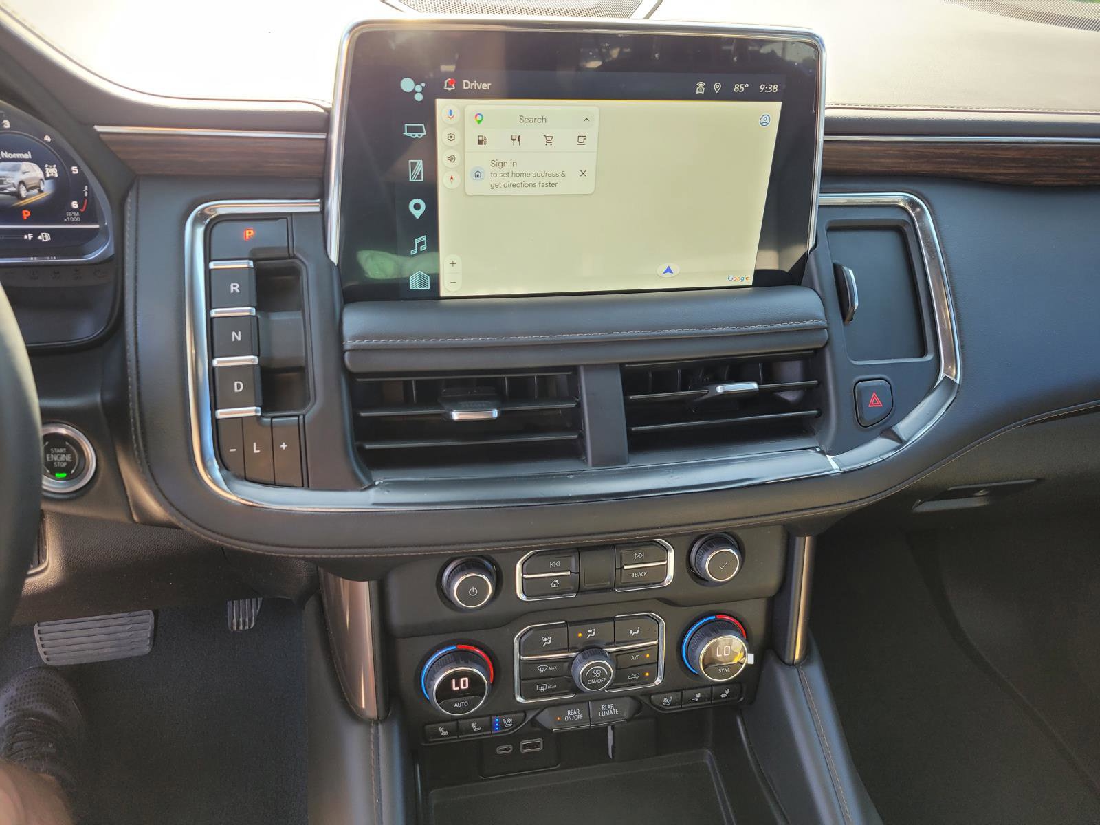 Used 2023 Chevrolet Suburban High Country AWD/4WD image 22