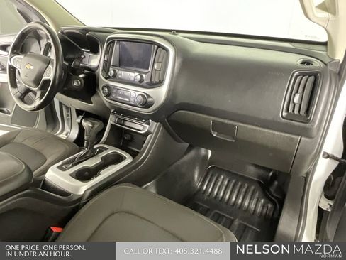 Used 2020 Chevrolet Colorado LT w/ Safety Package image 23