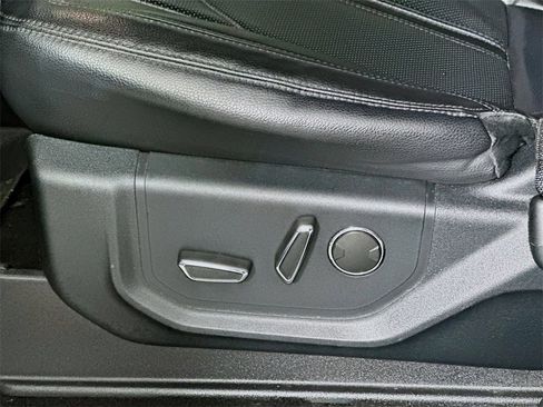 Used 2021 Ford Expedition Max Limited image 22