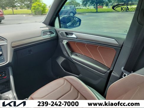 Used 2024 Volkswagen Tiguan SEL R-Line AWD/4WD image 19