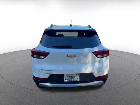 Used 2025 Chevrolet TrailBlazer LT image 12