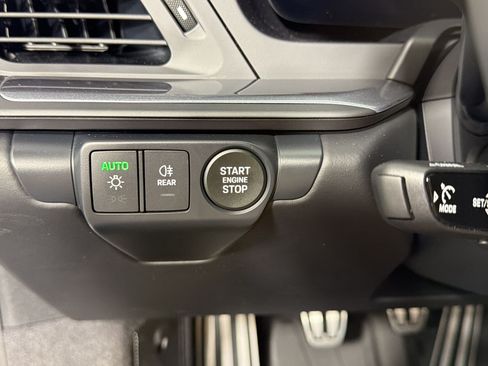 Certified 2025 Porsche 911 Carrera T RWD image 17