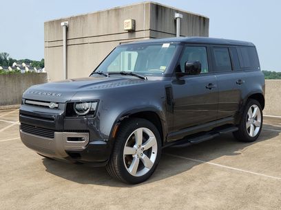 New 2025 Land Rover Defender 110 X-Dynamic SE