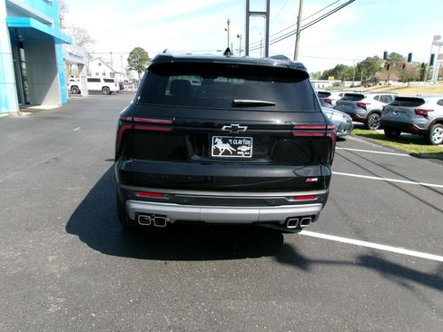 New 2026 Chevrolet Traverse Z71 AWD/4WD image 4