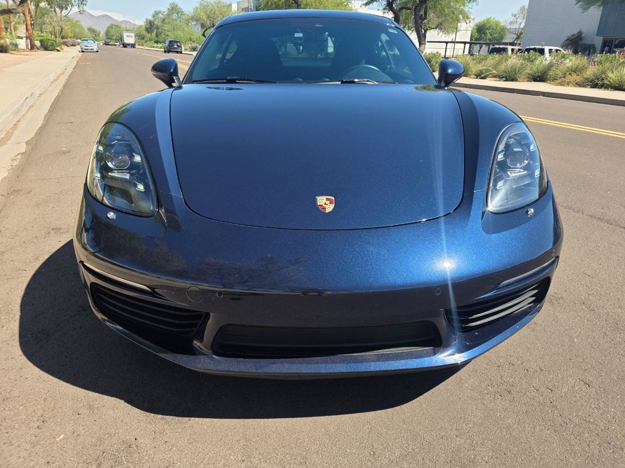 Used 2018 Porsche 718 Cayman RWD image 9