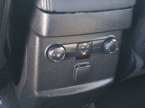 Used 2018 Ford Explorer Sport AWD/4WD image 12