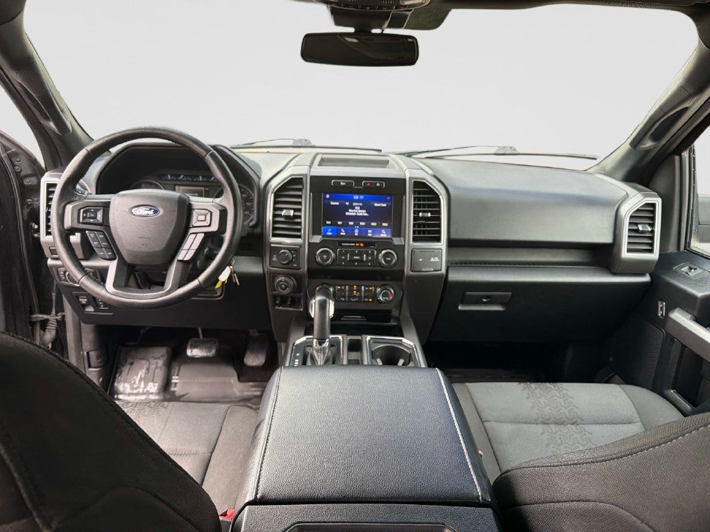 Used 2020 Ford F150 XLT w/ Equipment Group 302A Luxury AWD/4WD image 17