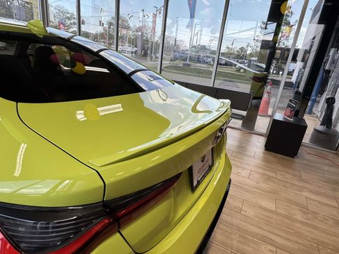 Used 2022 BMW M4 Coupe RWD image 8