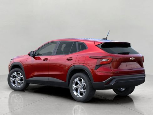 New 2026 Chevrolet Trax LS w/ LS Convenience Package FWD image 3
