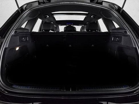 New 2026 Mercedes-Benz GLC 300 4MATIC image 6