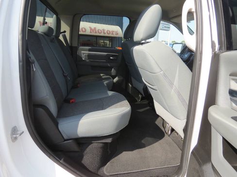 Used 2019 RAM 1500 Classic SLT w/ Luxury Group AWD/4WD image 31