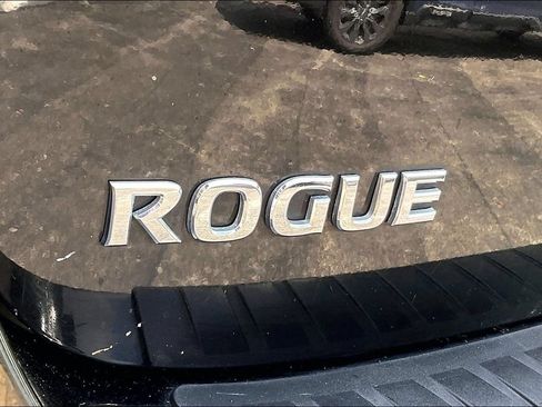 Used 2013 Nissan Rogue SV w/ Premium Pkg AWD/4WD image 35