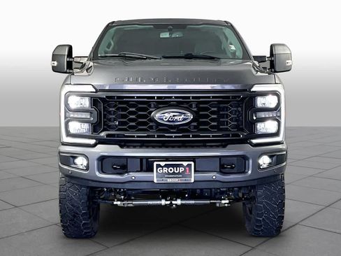 Used 2023 Ford F250 Lariat w/ Lariat Ultimate Package AWD/4WD image 4