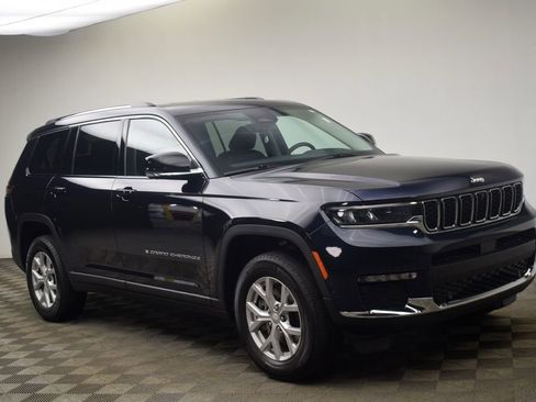 Used 2023 Jeep Grand Cherokee L Limited w/ Luxury Tech Group II image 1