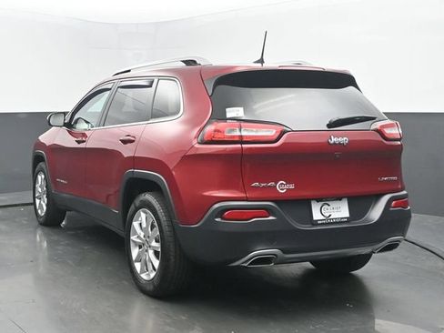 Used 2016 Jeep Cherokee Limited AWD/4WD image 4