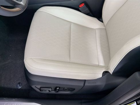 New 2026 Lexus RX 350 AWD image 21