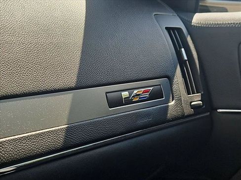 Used 2007 Cadillac STS V RWD image 14