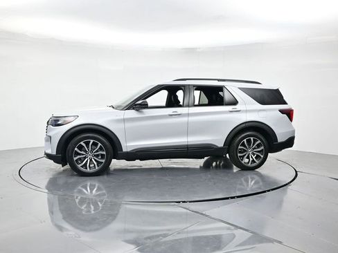 New 2026 Ford Explorer ST-Line RWD image 7